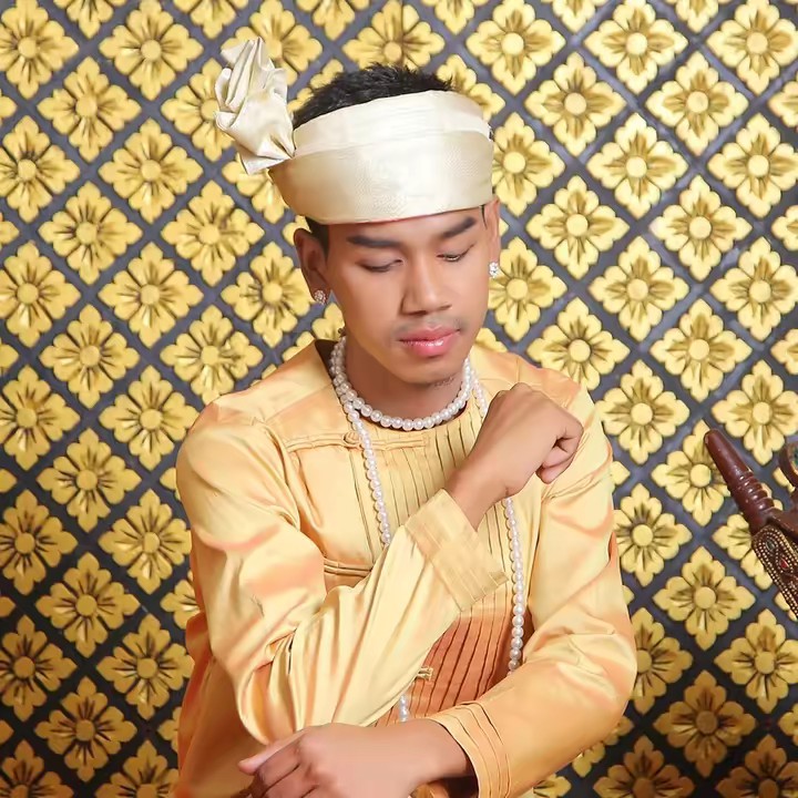 🔰ကိုသာလှ (official) 🔰