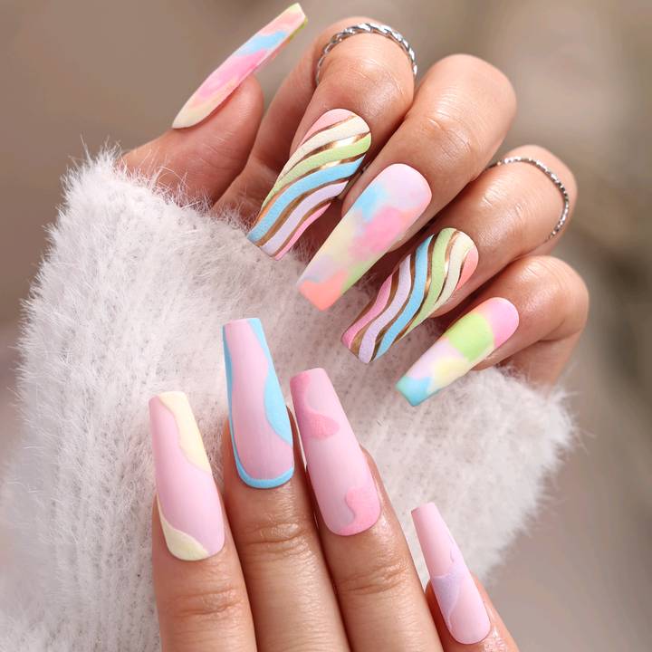 morovandiynails