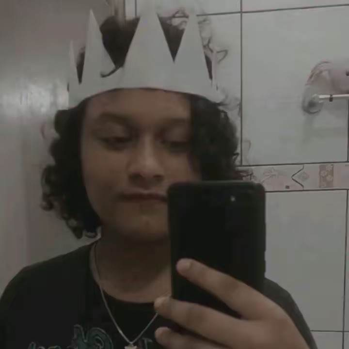 hi cururu 👁👄👁