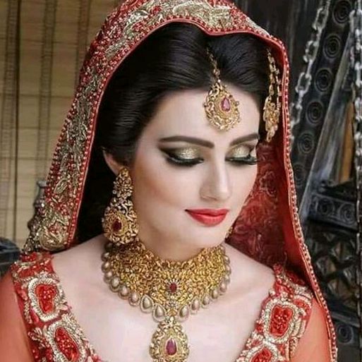 𝐄𝐌𝐀𝐀𝐍 𝐉𝐄𝐖𝐋𝐋𝐄𝐑𝐒 💫