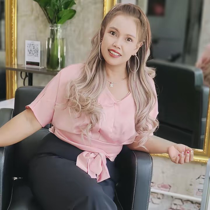 ณิชา ซาลอน