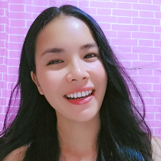 นาเดีย กวีญาธร