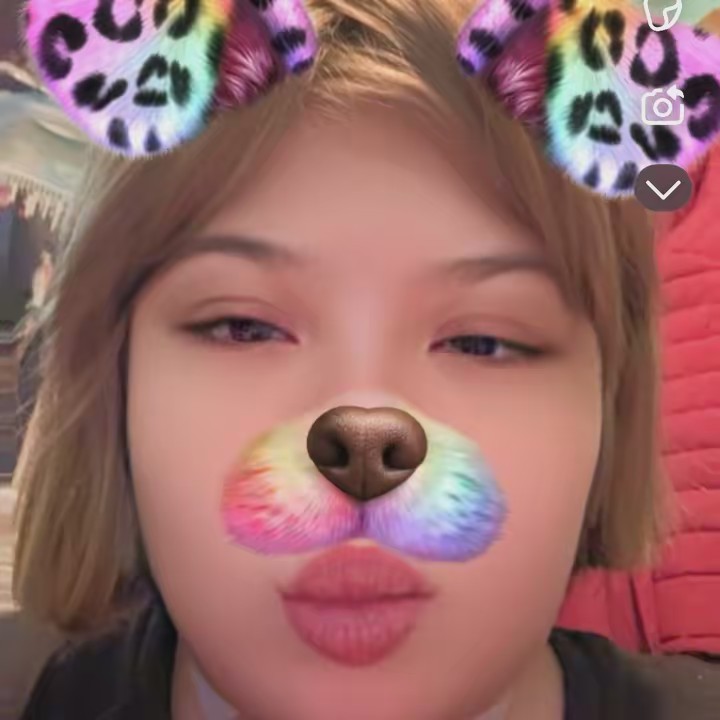 big fan of johnny 🩵🩵💛