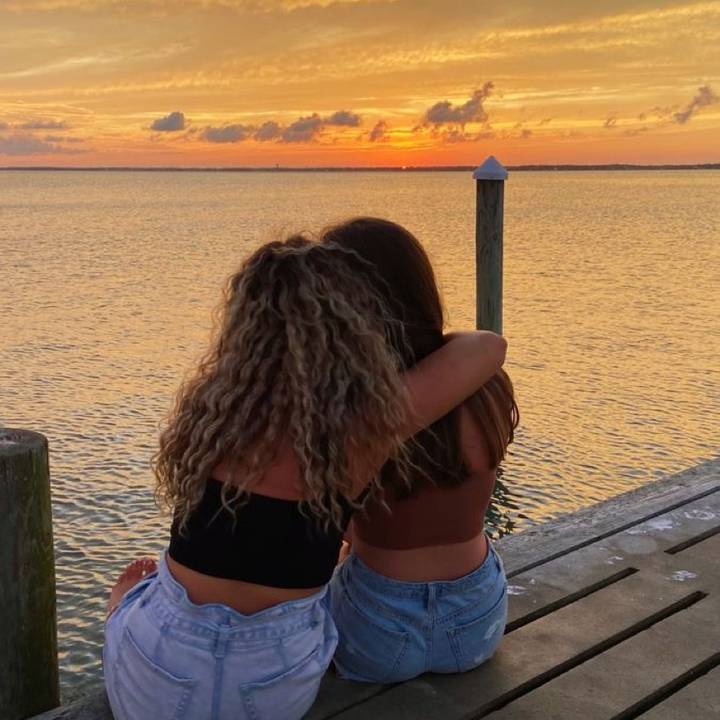 💕𝐏𝐑𝐄𝐏𝐏𝐘 𝐓𝐖𝐈𝐍𝐒💕