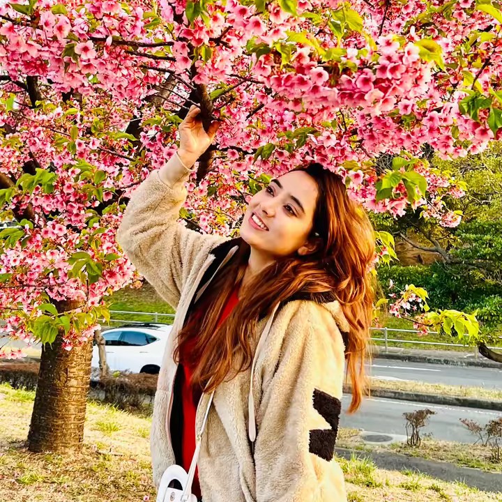 @❤️Feb BASNET RuupU💙🌸❤️