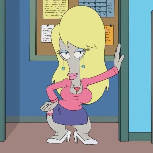 EMCEE GLAMOR👽🦄👑