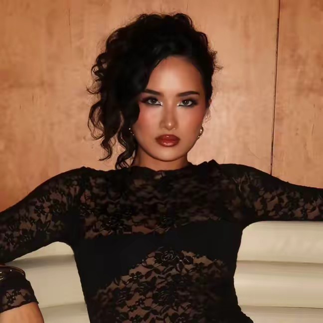 Demi