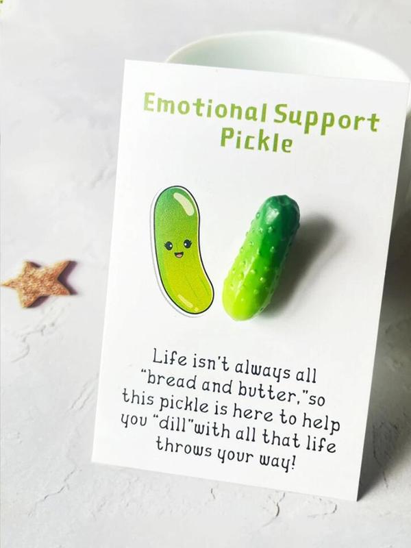 Cute Pickle Design Pocket Hug Card, Emotional Support Pickle Card, Warm Hug Encouragement Card for Family and Friends, Positive Message, Fun
