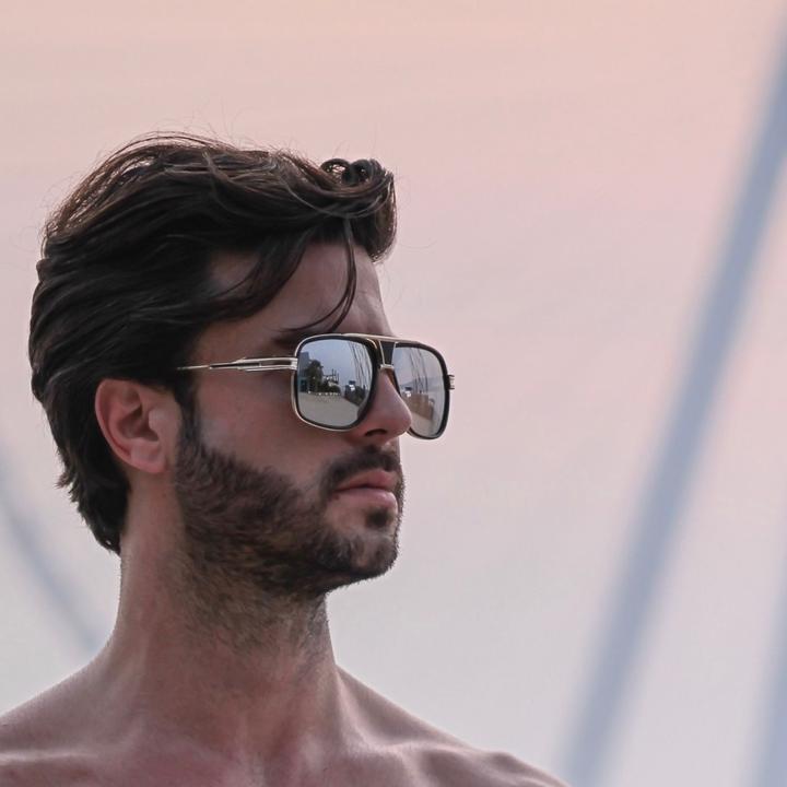 𝐸𝑚𝑎𝑑 🐺