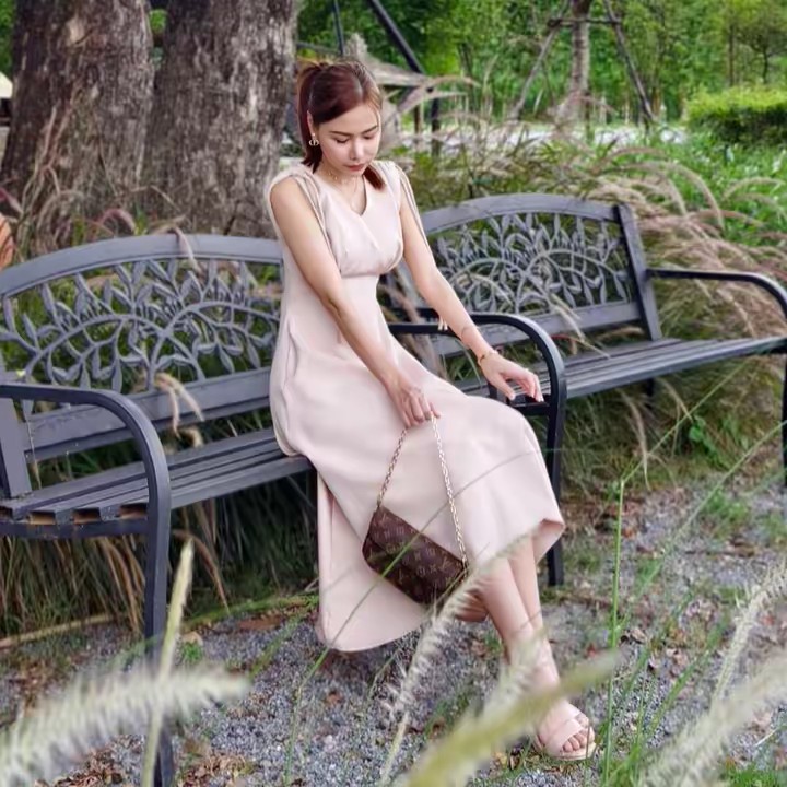 ลาทิชา ลักชัวรี่