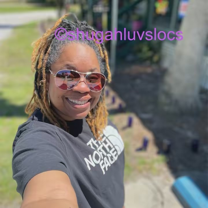 shugahluvslocs