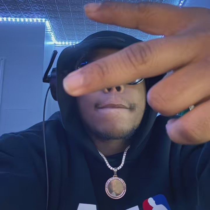 Si soy yo 40😈💚