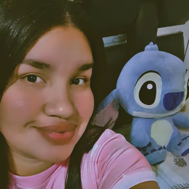 A D R I A N N Y 🍷🍒🧢