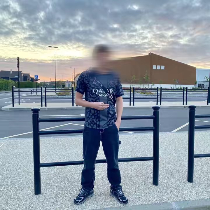 𝔄𝔵𝔢𝔩 𝔅𝔢𝔞𝔲𝔳𝔞𝔩