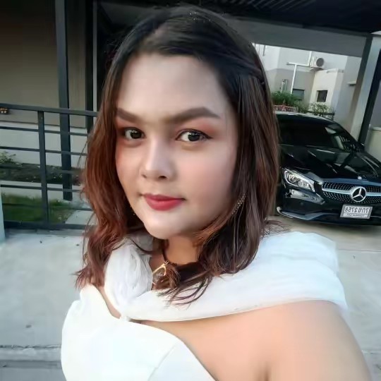 CEO โบว์วี่สอนออนไลน์