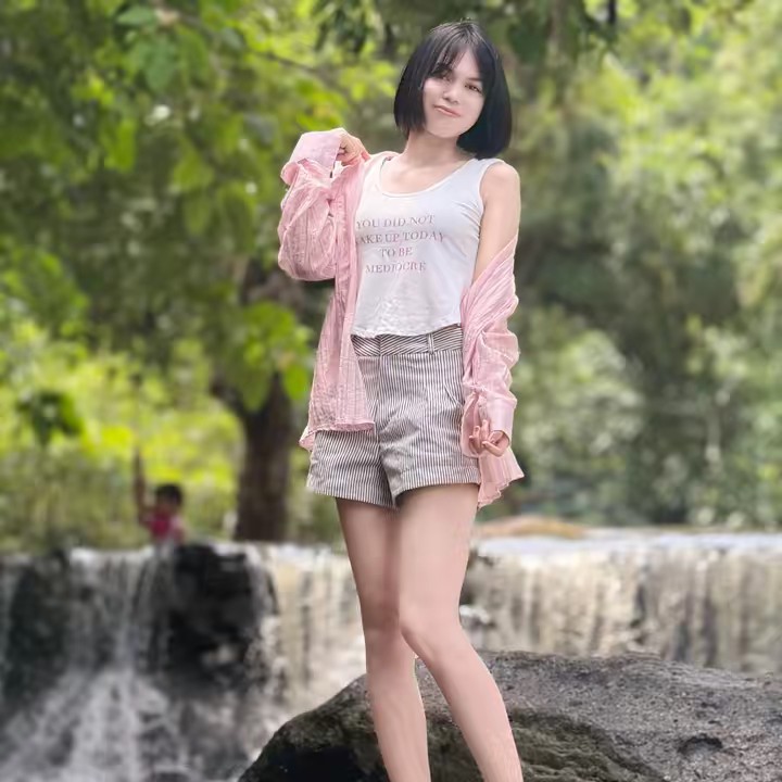 อ๋อม🧸.-ผู้หญิงมีหนวด