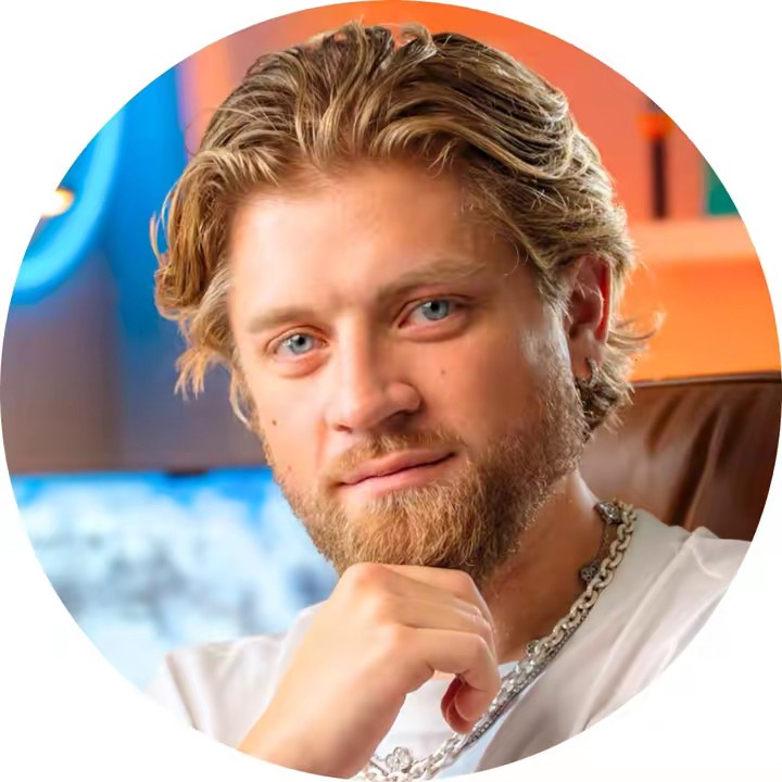 Aaron Van Kampen