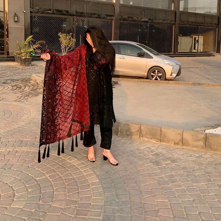 ᥫ᭡💍𓆩υηιqυє qυєєη𓆪🧸⎯꯭̽💗