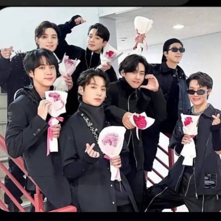 💜✳︎BTS 7 bulletproof guys✳︎💜