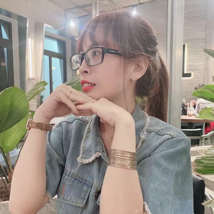 nhuquynh223300