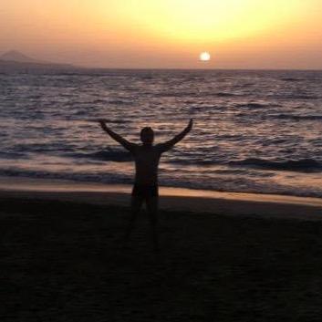 Byron Monteros Sillo CHINO