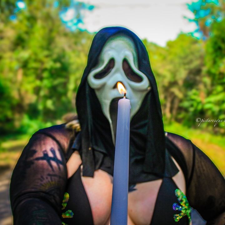 👻🎃🕯️April Mae🕯️🎃👻