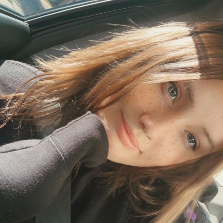 JuliaC. |Twitch Streamer|🦋