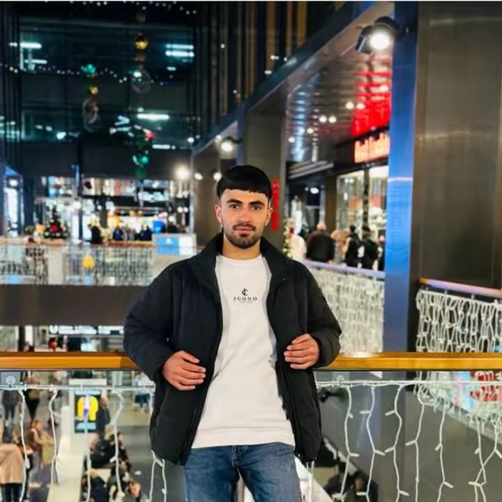 Emran khan lion🇷🇺🦅🦅🇩🇪