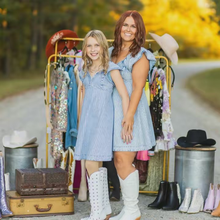 Darci Claire's Mama🖤