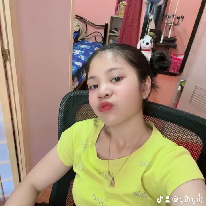 หมูน้อย🛍️