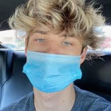 𝘁𝗮𝘆𝗹𝗼𝗿 𝗵𝗼𝘀𝘀𝗹𝗲𝗿