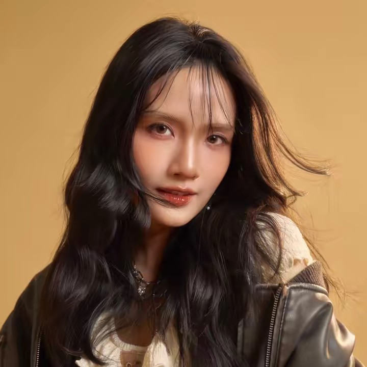 แพง เอมปวีณ์เป็นนักร้อง