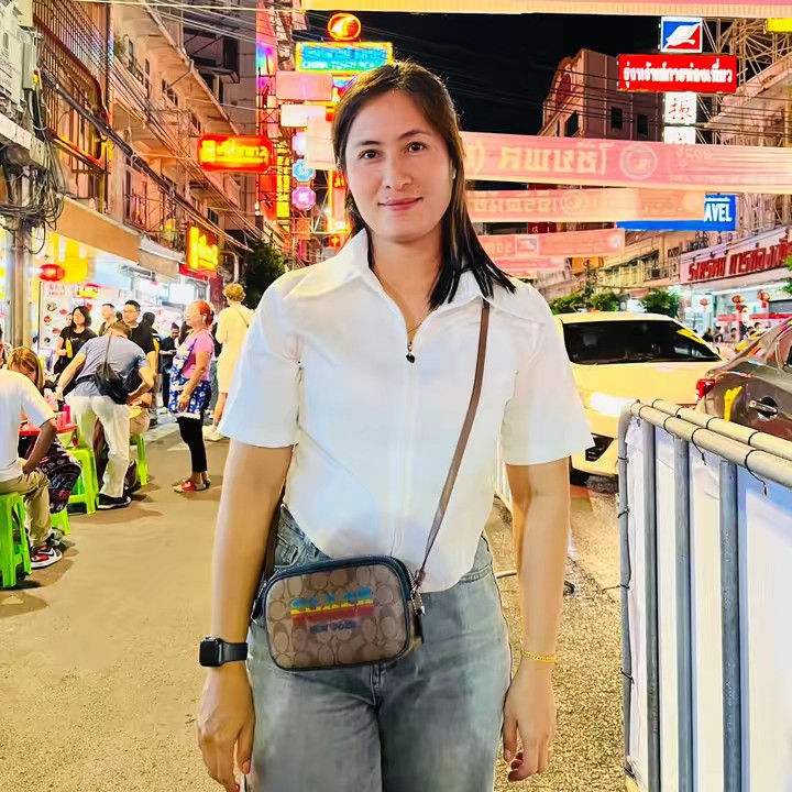 ก้อยป้ายยา