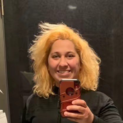 Hellen Rica Milionária