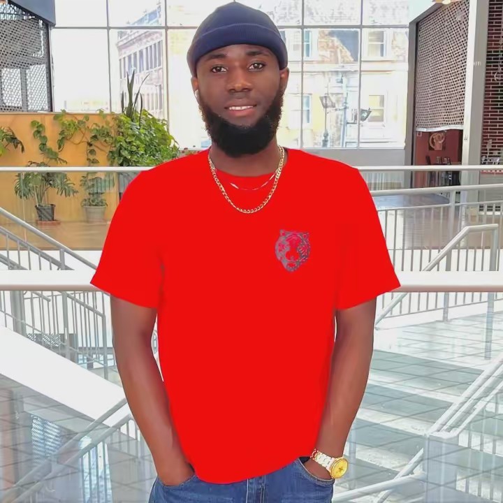 « Lewa👑In the building”