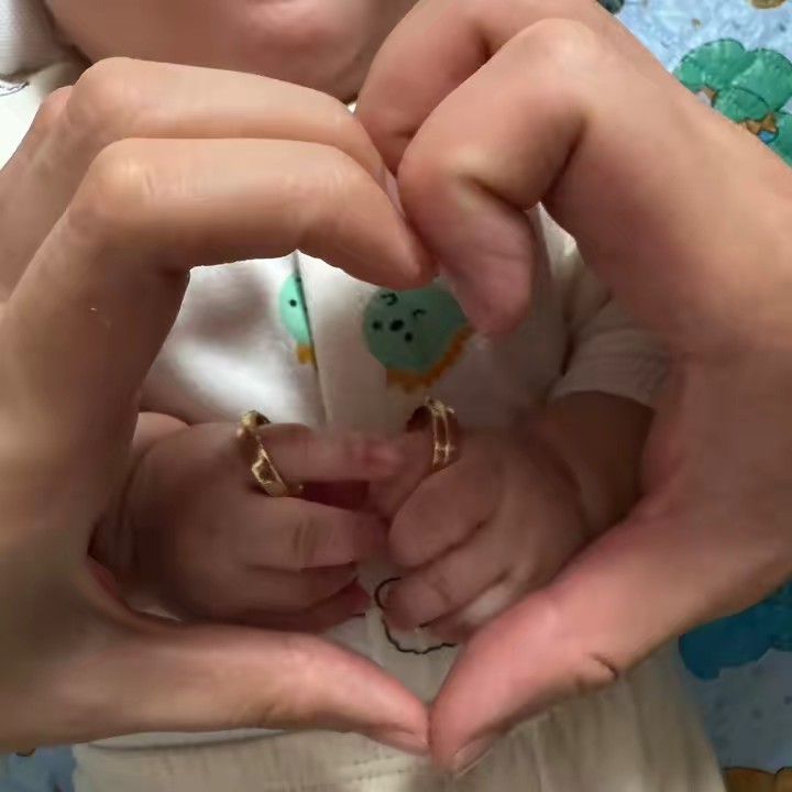 Mẹ bỉm siêu nhân 2407