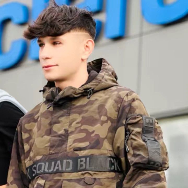 SAD—BOY 😔🖤🥀