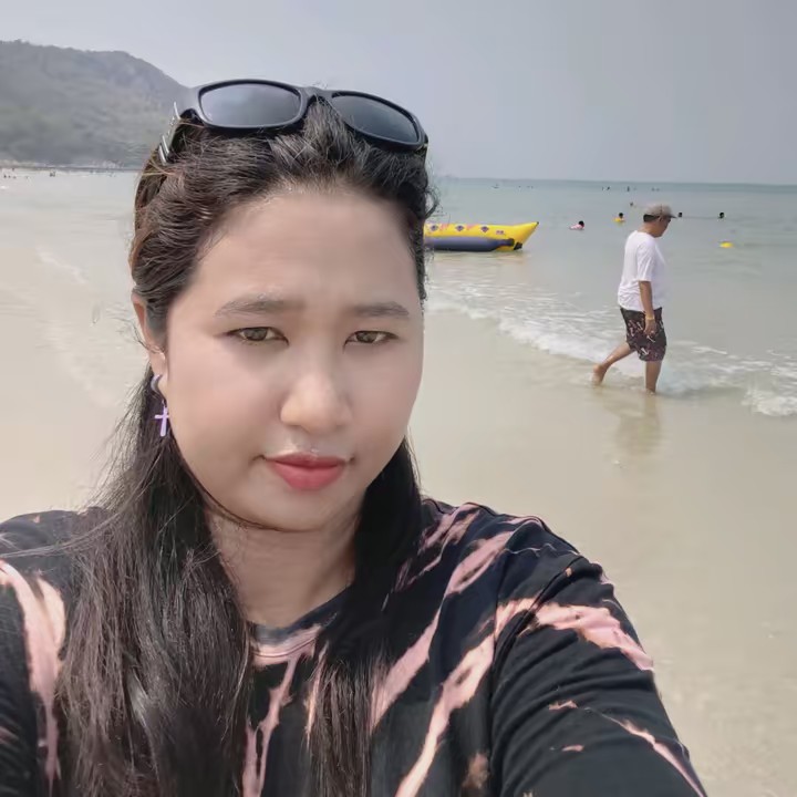 แม่บ้านอิ๋วพาช๊อป