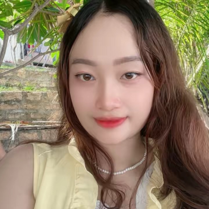 🌸Mẹ Uyên Rô🌼