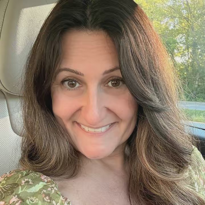 Brenda °o° MeMickey 🦈🎨