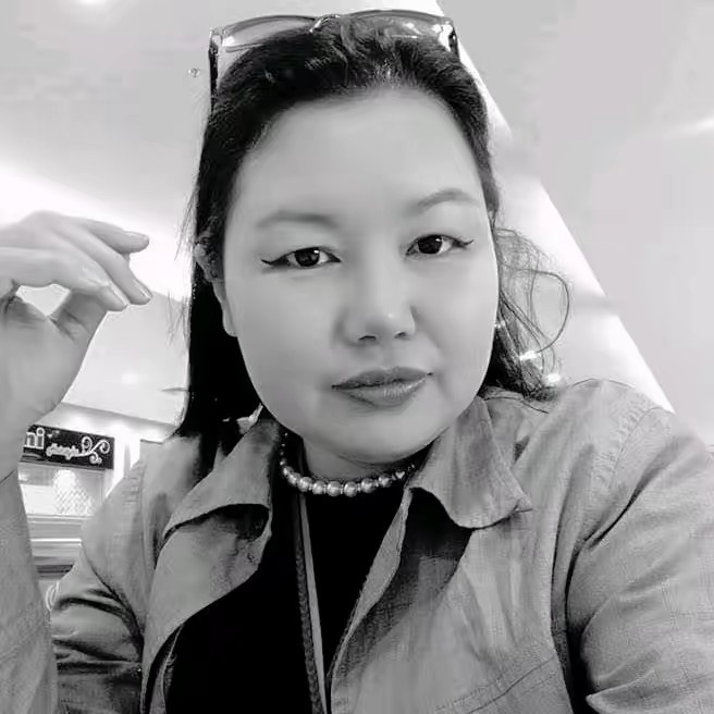 พอลลี่Books