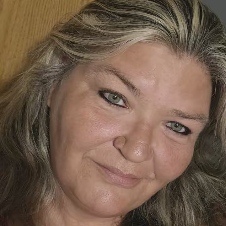 🪶 𝓓𝓸𝓷𝓷𝓪 🪶 🇺🇸