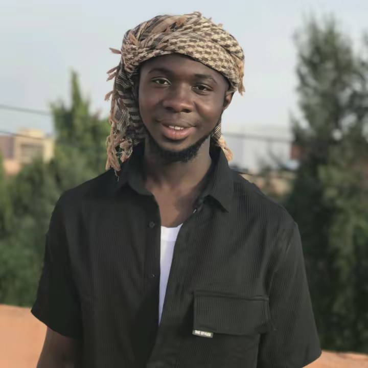 El sabio de España🇲🇱🇪🇸