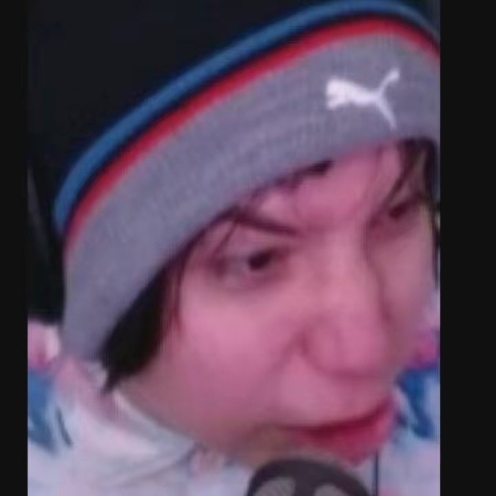 El gorrito de Quackity