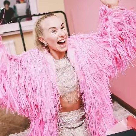 Женя Искандарова