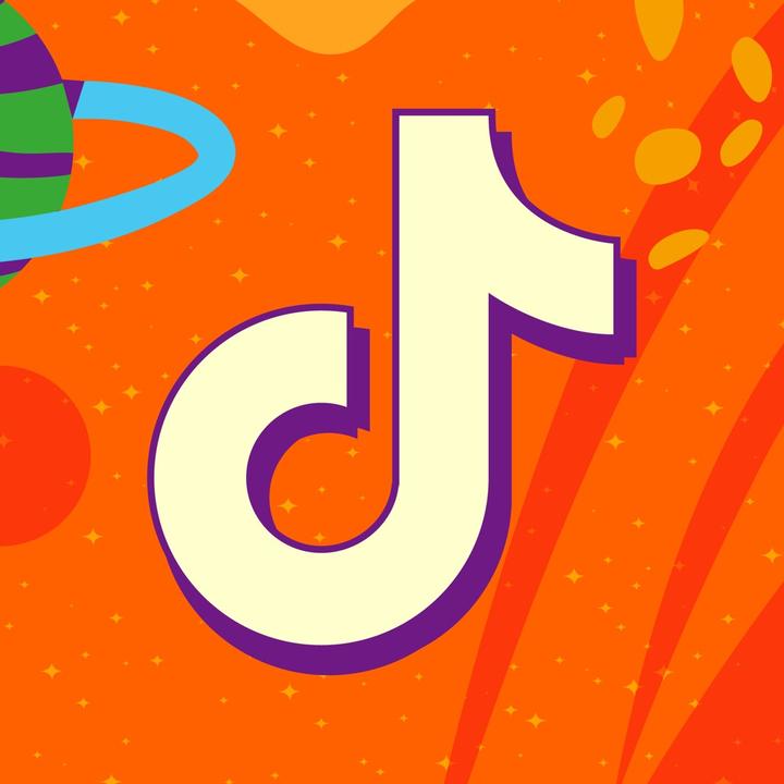 V A L E N S  ⚡️ T A T T O O