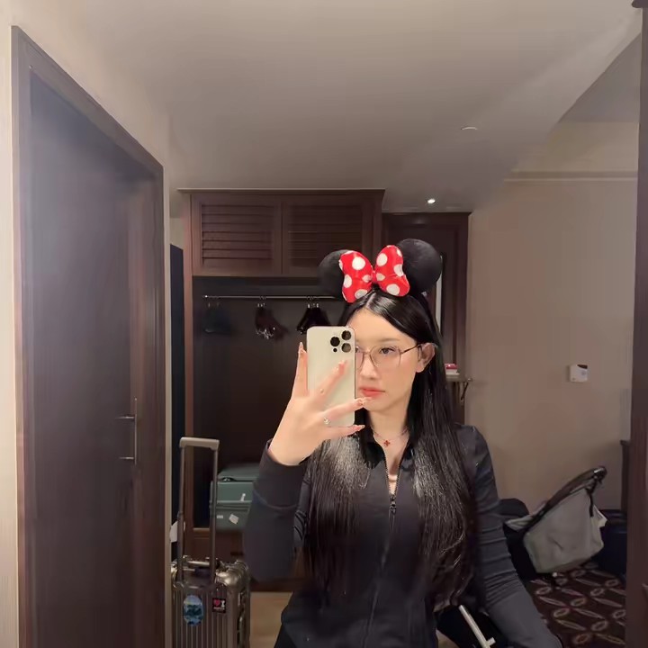 ซ้อไอซ์-ลูก2🇹🇭+🇨🇳=🇨🇦