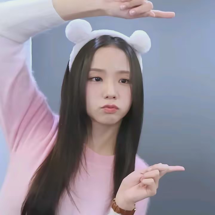 — ⌗ᥴꪖꫝ(chorra ;-;)