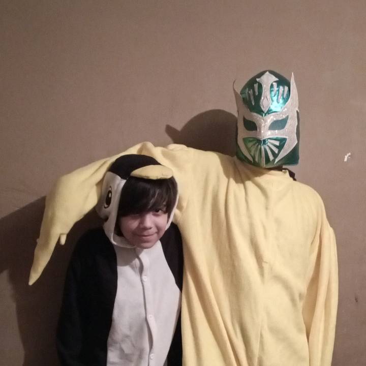 El pingüinoisaiasyelpatoelias