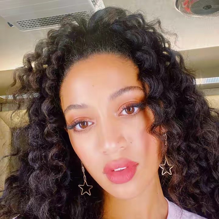 Samantha Logan